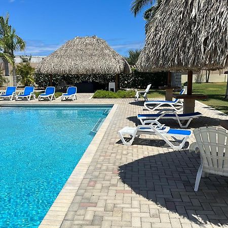 Sirena Resort Curacao Виллемстад Экстерьер фото